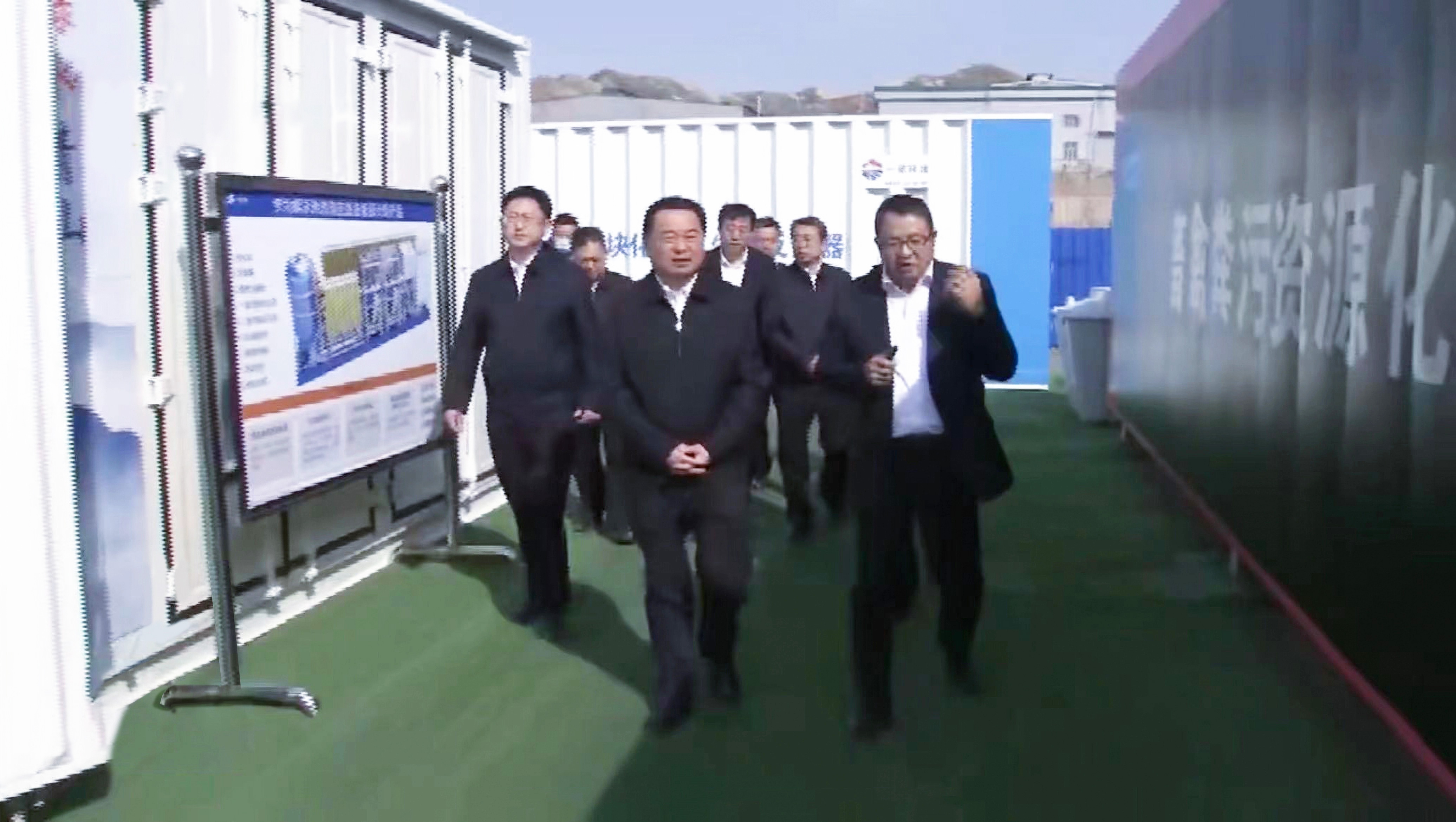 辽宁省省委书记郝鹏到开云官方网站登录入口调研